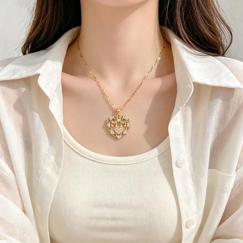Women s Versatile Love Light Luxury Necklace J332