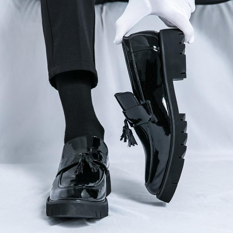 Spring Men's Big Head Shoes Platform-soled Glossy Fringed Leather Shoes Men's Casual Large-size Loafers Hairstylist Men's Shoes