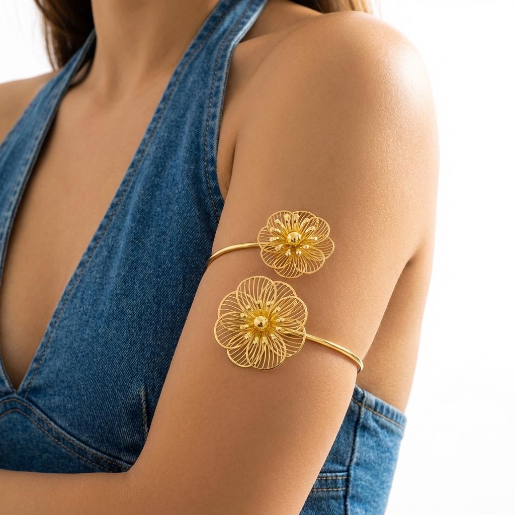 Minimalist Gold Color Spiral Upper Arm Cuff Bracelet for Women Boho Line Geometric Upper Cuff Bracelet Beach Festival Jewelry