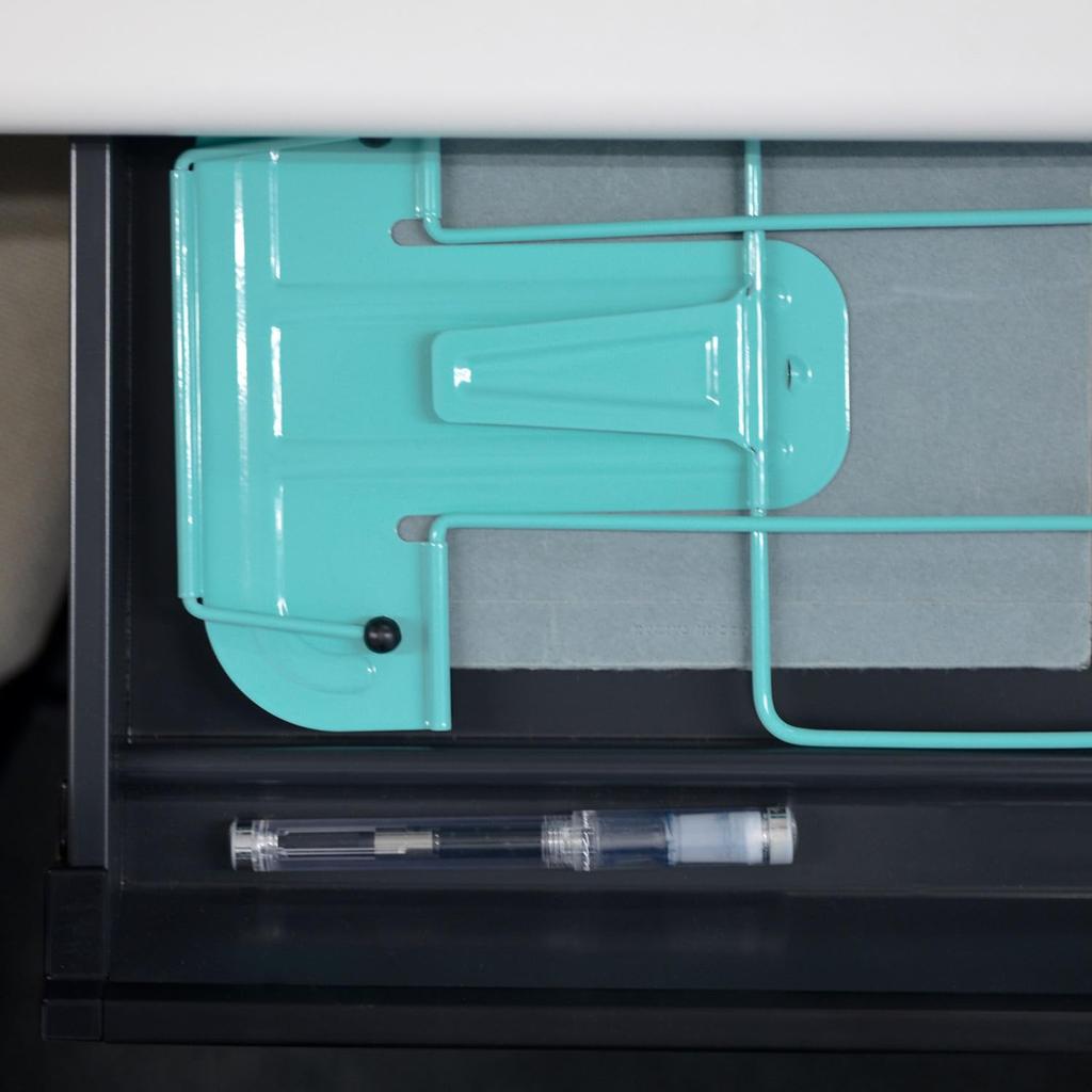 Metal Bookrest Ivory [DB016]