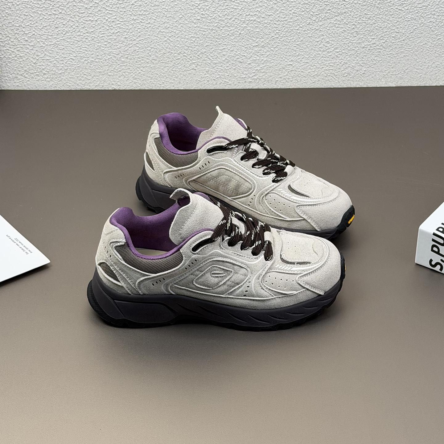 Кожаные толстоподошвенные увеличивающие рост женские осенне-зимние новые туфли спортивно-повседневная обувь 35