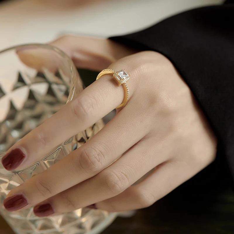 Exquisite Simple Square Zircon Gold Color Open Rings For Woman 2024 Salary Goth Zircon Wedding Party Girls' Luxury Student Ring