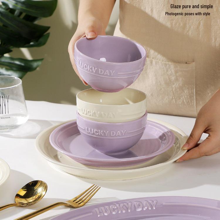 Cream Style Tableware Set: Rice Bowls, Plates, Steak Plates, Thickened Deep Soup Bowls, Fish Plates, and Small Spoons.