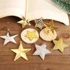 Mehrere Stile von dreidimensionalen und flachen Weihnachtsbaumspitzensternen und Kränzen
