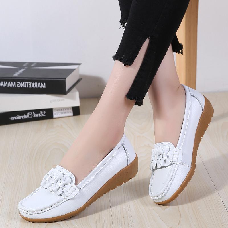 

Весенние туфли Doudou женские повседневные туфли одинарки большого размера рабочие туфли медсестры подошва из говяжьей кожи мягкая подошва туфли для мамы 35 белый