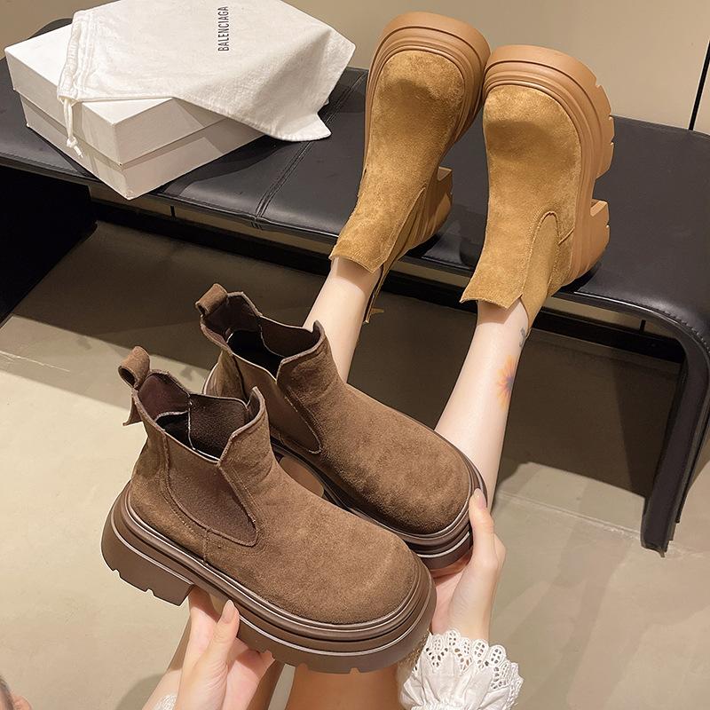 Retro British Martin boots women's 2025 autumn and winter new small super fire thick-soled heightening short boots rhubarb boots