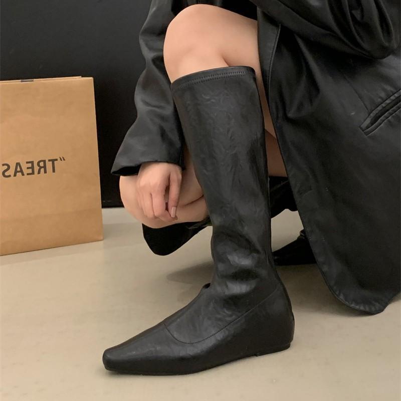 2025 Autumn and Winter New Small Square Head Low Heel Knight Boots Retro Inner Heightening Boots Versatile Square Head High Boots Women