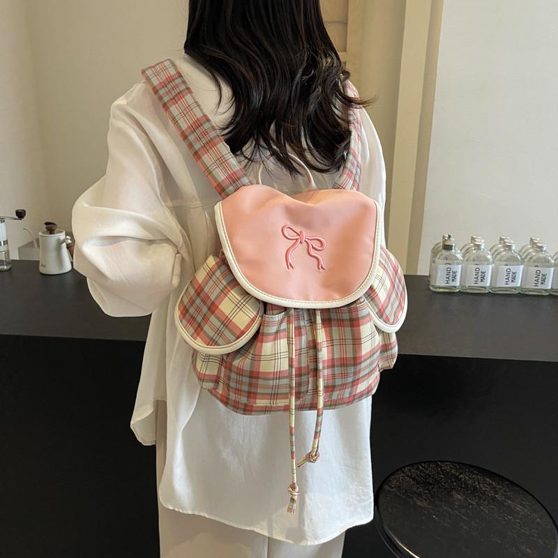 Minimalist Girl Travel Backpack With Pu Material And Soft Structure For Daily Use