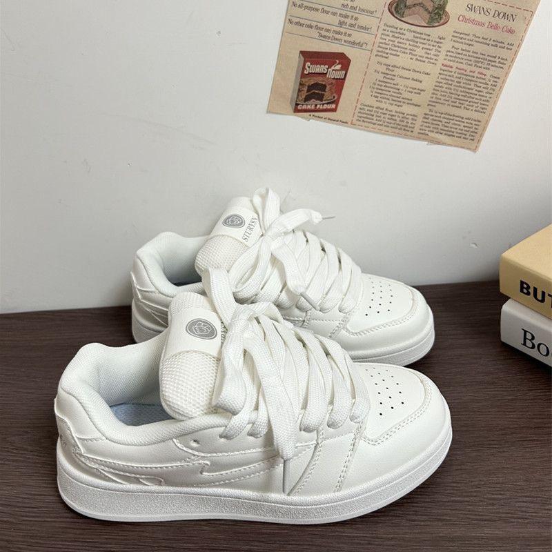 Fashion 2024 New Cute Board Shoes Korean Simple Fashion Thick Bottom Casual Hundred Small Shoes Comfortable Running Shoes