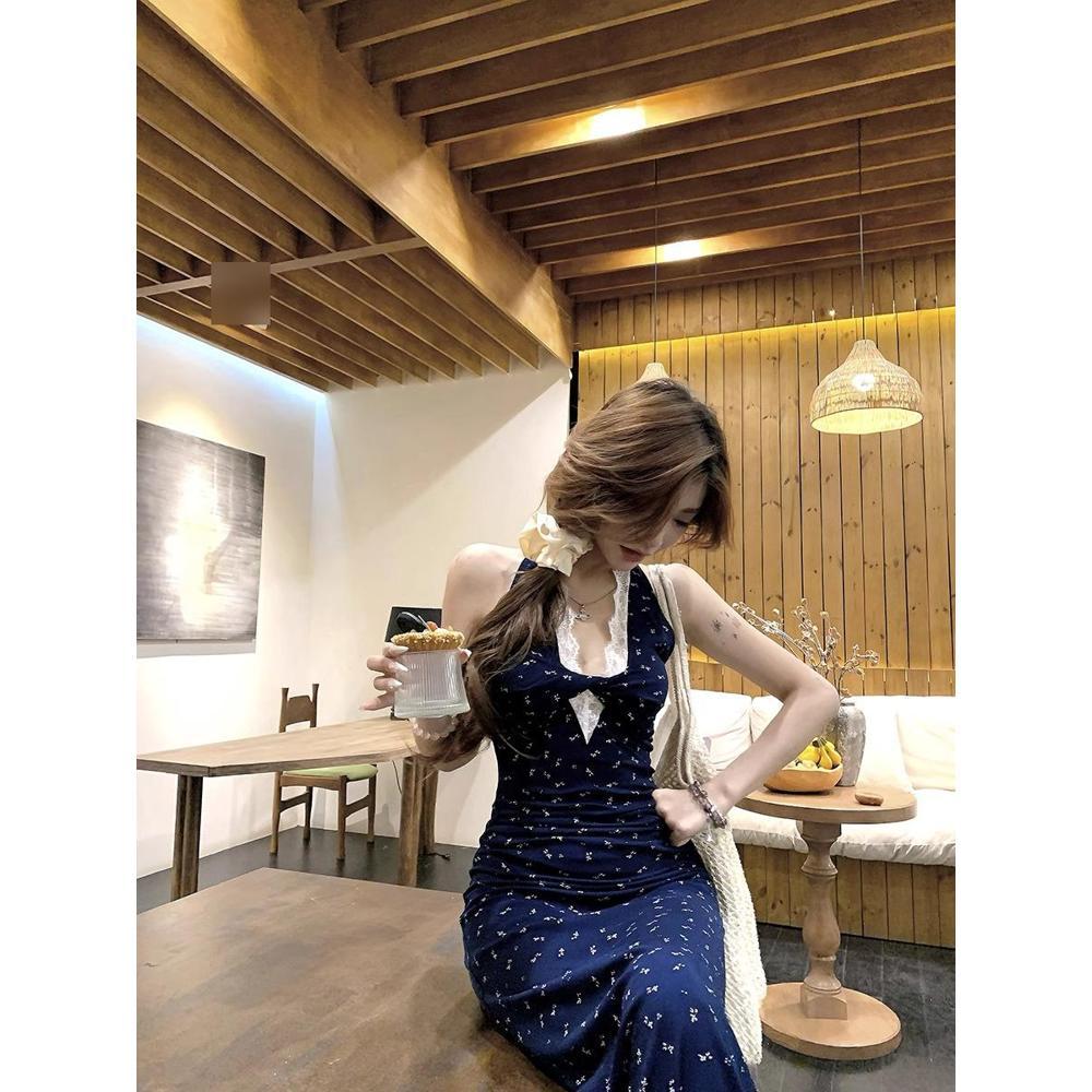 Lace splicing floral v-neck neck dress women's summer fishtail skirt beautiful back waist hip wrap dress