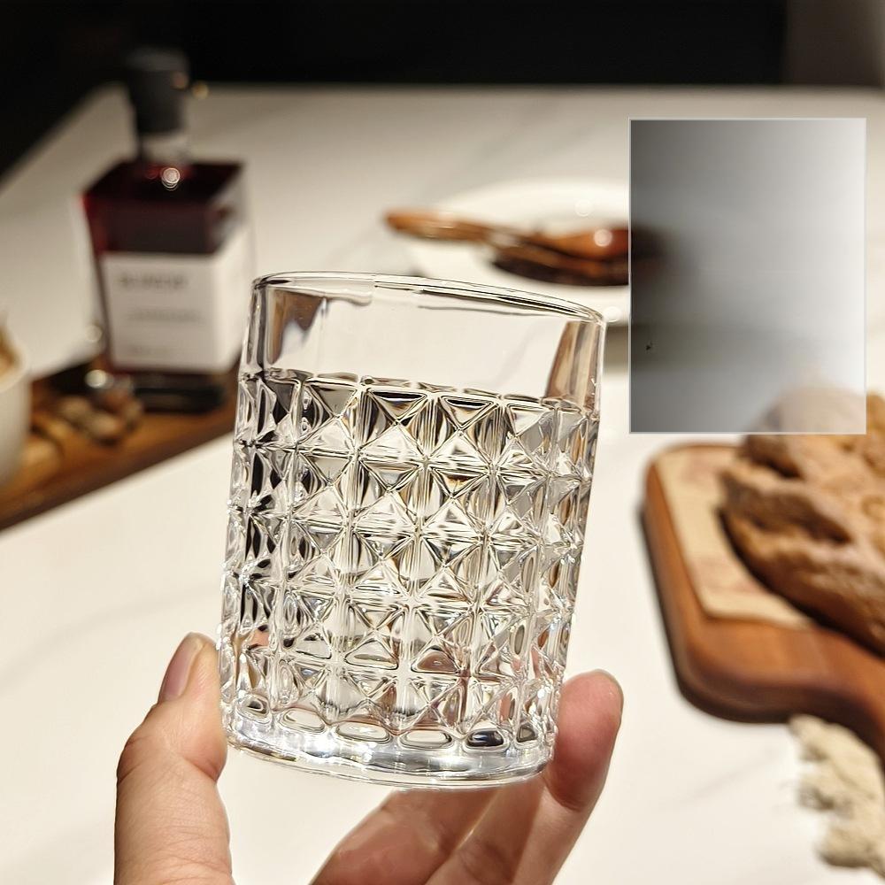 Whiskyglas Ins Ausländische Weingläser Schlichter Stil Glas Trinkbecher Europäischer Stil Likör Dickes Bierglas für Bar Weinutensilien