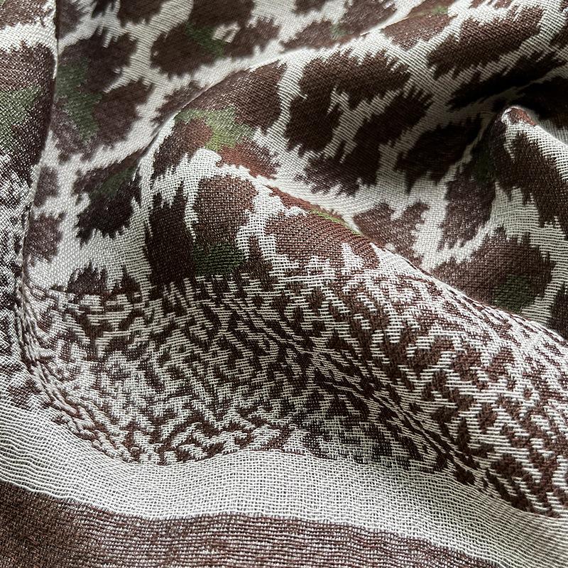 Spring and Autumn new rice gray leopard print scarf women's double-sided imitation cashmere thickened warm fringed large square scarf shawl dual-p