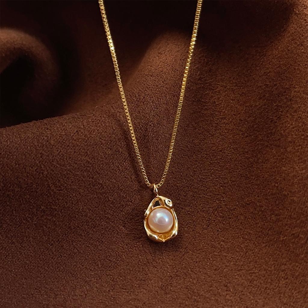 Female Niche Fashion Collarbone Necklace