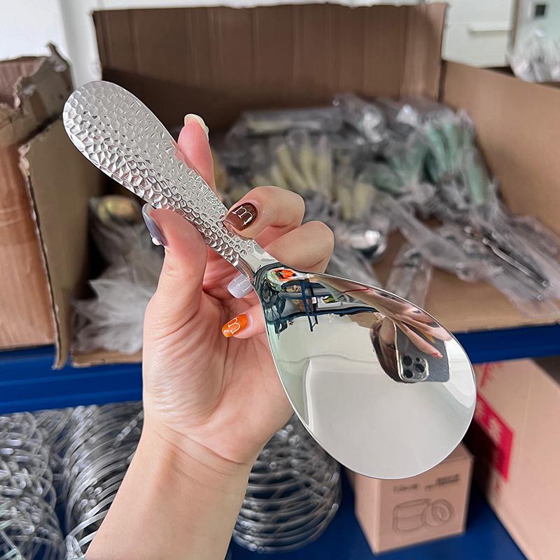 Zahuštěná nerezová lžíce na rýži v japonském stylu Vařič na rýži s dlouhou rukojetí Špachtle Bufetová naběračka Kuchyňské náčiní pro domácnost