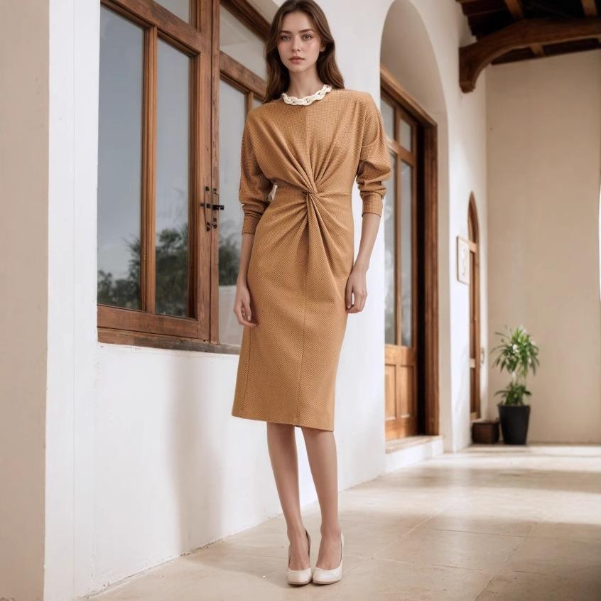 European and American retro style temperament round neck long sleeve kinked design slim new medium and long knitted dress S