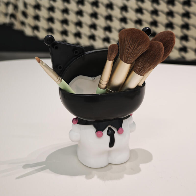  Kuromi  Makeup Brush Storage Kawaii Pen Holder Desktop Storage Ornament Melody Student Pen Holder Storage Gift