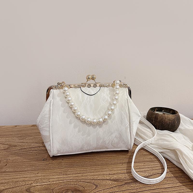 Elegant Velvet Kiss Lock Evening Clutch Women's Vintage Pearl Chain Shoulder Crossbody Bag Luxury Soft Fabric Handbag