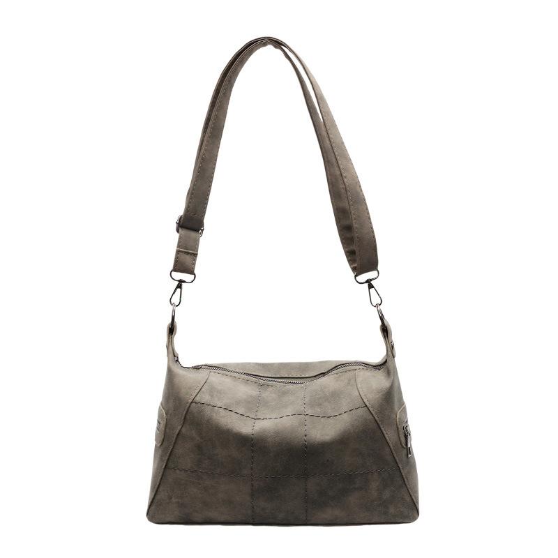 Retro Matte Large-capacity Messenger Bag Women's 2025 New Casual Versatile Pillow Bag Commuter Shoulder Bag Bag