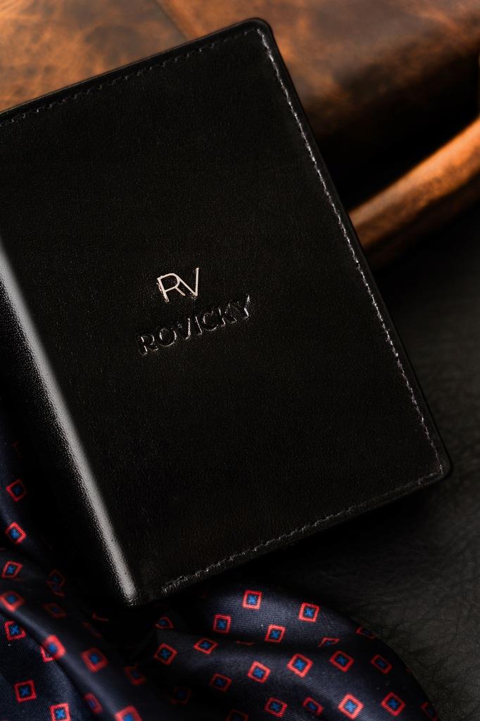 Extensive men's wallet made of natural leather - Rovicky