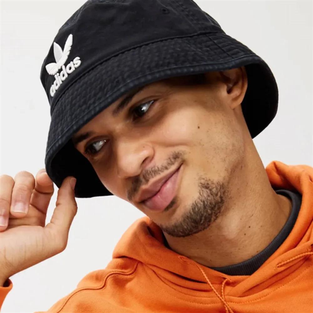 [adidas] Adicolor Classic Stonewashed Bucket Hat IC0009 black