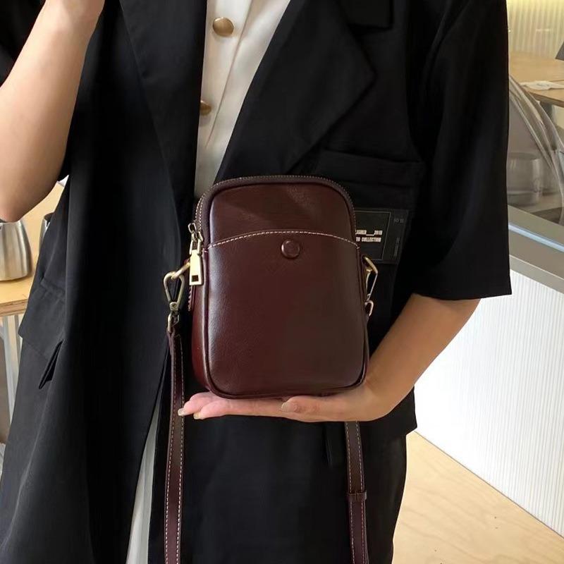 Bag women's 2024 autumn new first-layer cowhide mini mobile phone bag genuine leather fashionable versatile women's shoulder messenger bag