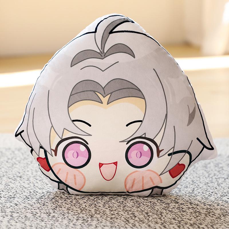 Xiao Yi Pillow & Qi Sili Pendant: Charlie Su & Lu Chen Plush Toys