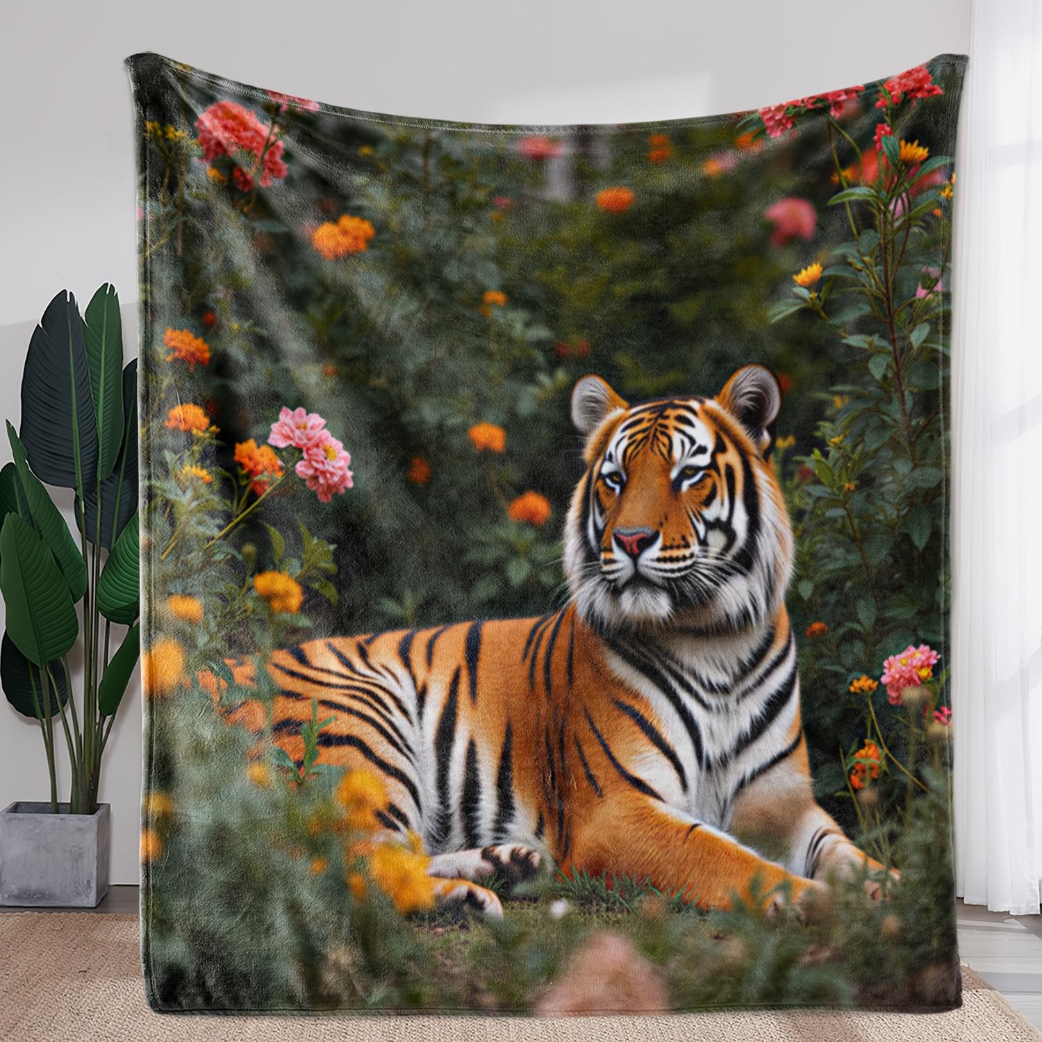 

1pc Luxury Flannel Blanket - Ultra-Soft Warm Throw with Orange Floral tiger pattern, All-Season Couch Bed Travel Camping Office 130x150cm