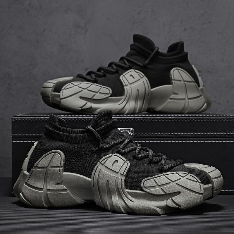 New Shoes for Men Breathable Knit Casual Sock Shoes Mecha Style Flat Hiking Shoes Youth Slip-on Sneaker