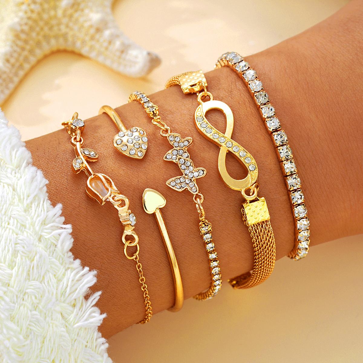 

5 Pcs Vintage Gold Color Heart Bracelets Set for Women Fashion Rhinestone Geometric Adjustable Infinity Cuff Bangle Jewelry Gift