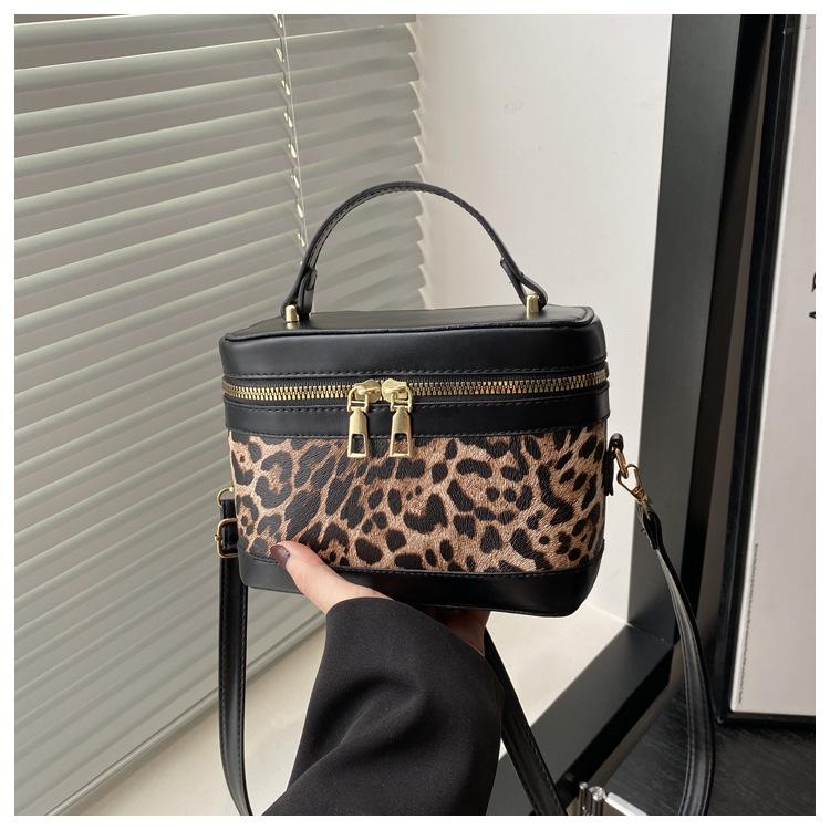 New High End Korean Cylindrical Bucket Bag  Contrasting Color Crossbody Bag  Women's Multi-functional Shoulder Bag