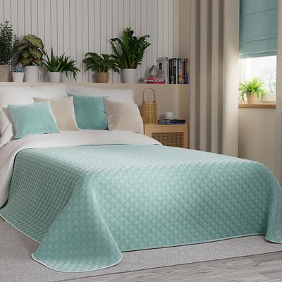 VELVI Bedspread 220x240cm - Cool Mint Shade with a Geometric Pattern