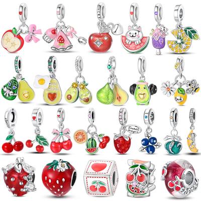 Original Erdbeer Kirsch Apfel Avocado Frucht Anhänger Kupferfarbene Perlen Passend für Armbänder Feine DIY Geburtstags Schmuck Geschenk