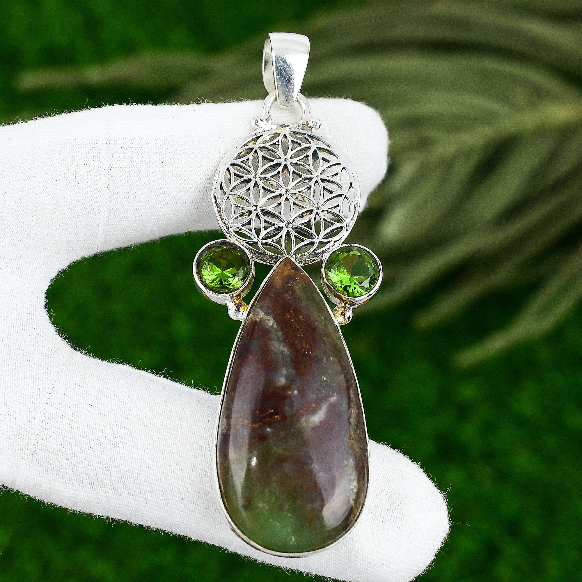 

Гематит Драгоценный камень Перидот Помолвочный Безель Элегантная Подвеска Ювелирное изделие 925 Серебро