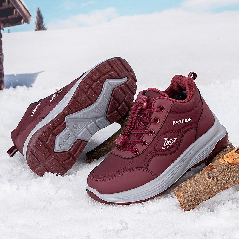 Winter New Shoes Velvet Warm Cotton Shoes Soft Sole Light Sports Walking Shoes Parents Shoes