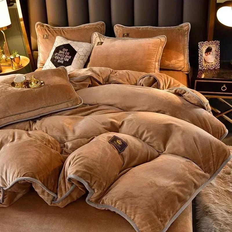 Luxury Milk Velvet Ultra-thick Warm Bedding Set for Winter Warmth Skin-friendly Duvet Cover Set King Antistatic Quilt Cover Sets