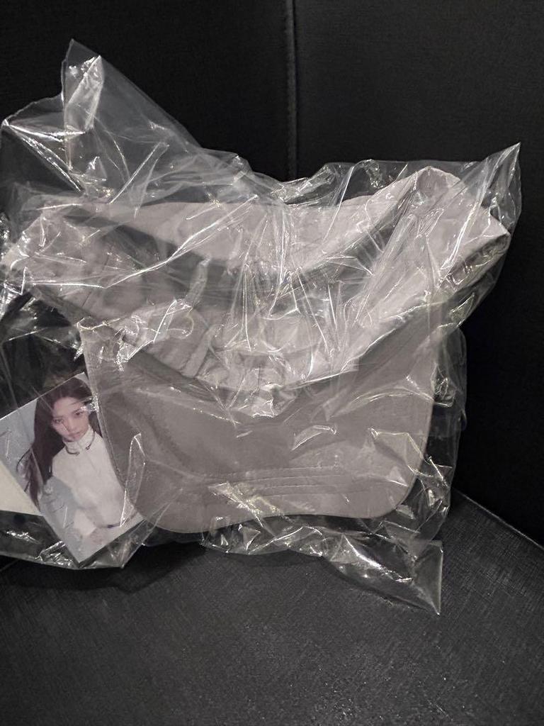 [USED] Aespa OFFICIAL BALL CAP SET with Karina Trading Card