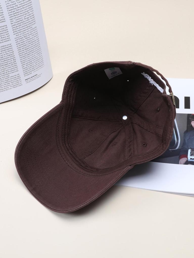 2025 XL Soft Top Duckbill Baseball Cap - Wide Brim, Extra Deep Fit for Larger Head, Face Slimming Design with Embroidered Detail.