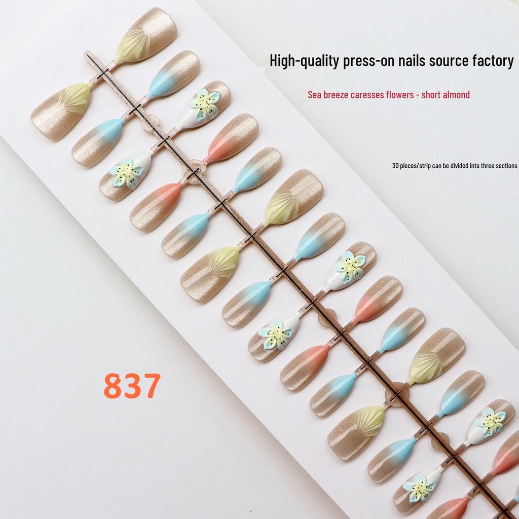 Gradient Blue 3D Floral Wearable Nails: Spring/Summer Cat Eye Whitening Manicure