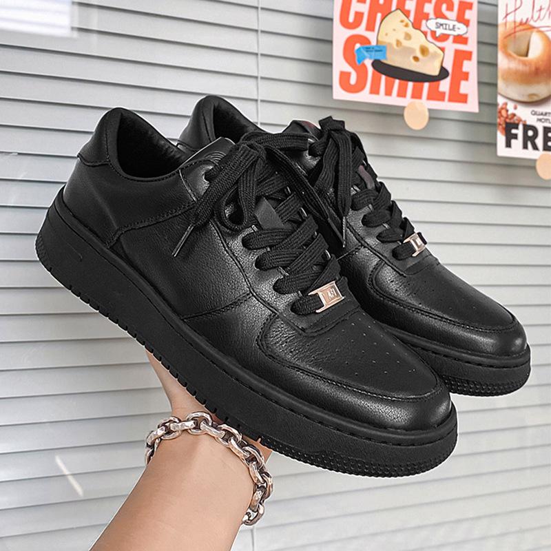 Übergröße Herrenschuhe 2025 Frühling neue lässige Sportschuhe modische vielseitige kleine weiße Schuhe Herren Air Force Nr.. 1 Brettschuhe