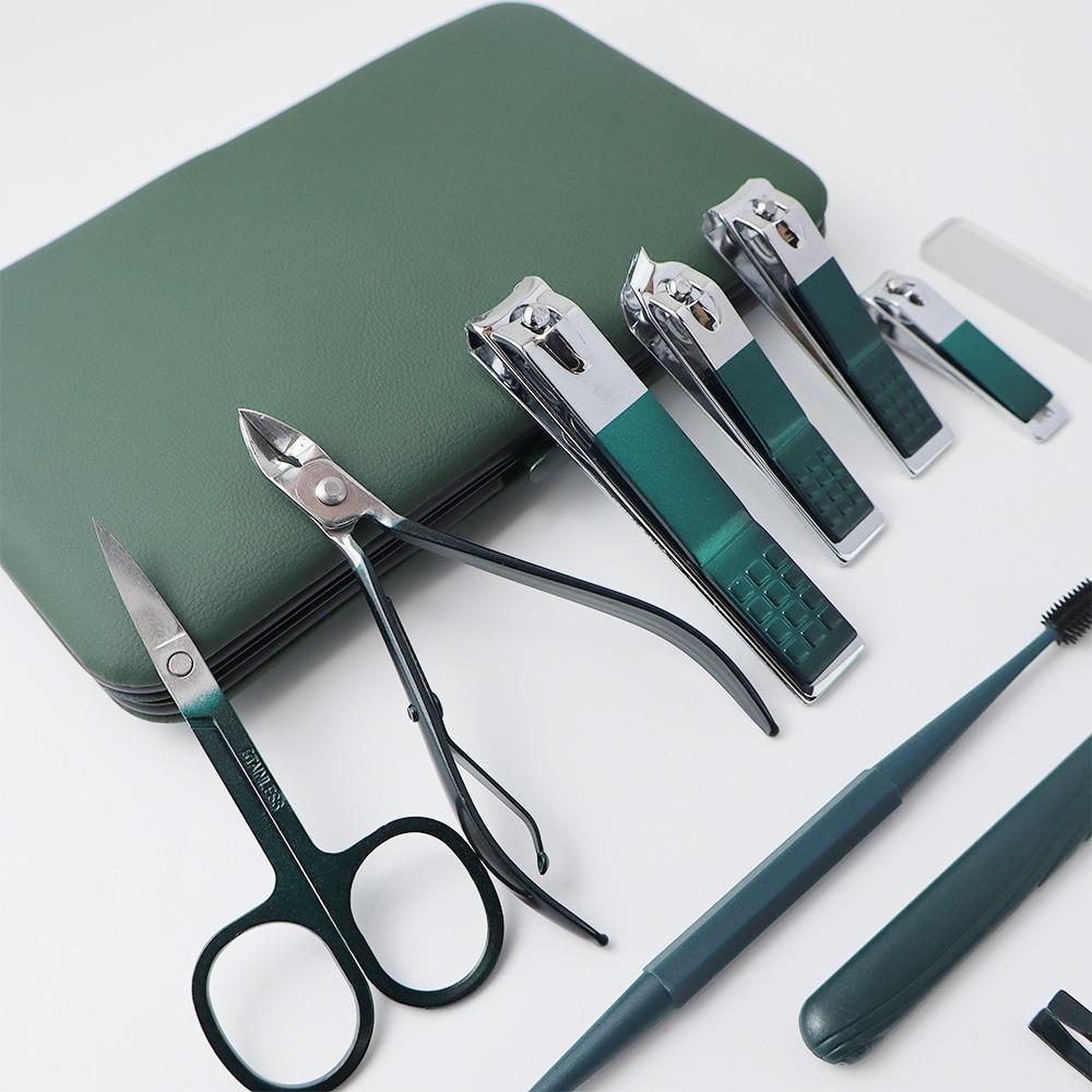 18 pice professional manicure scissors pedicure tool suit, nail tools foot facial grooming suit manicure suit  with