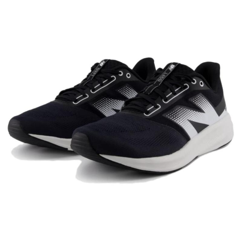 New Balance Dynasoft Drft Weite 'Schwarz Weiß' Sneaker MDRFTLR3