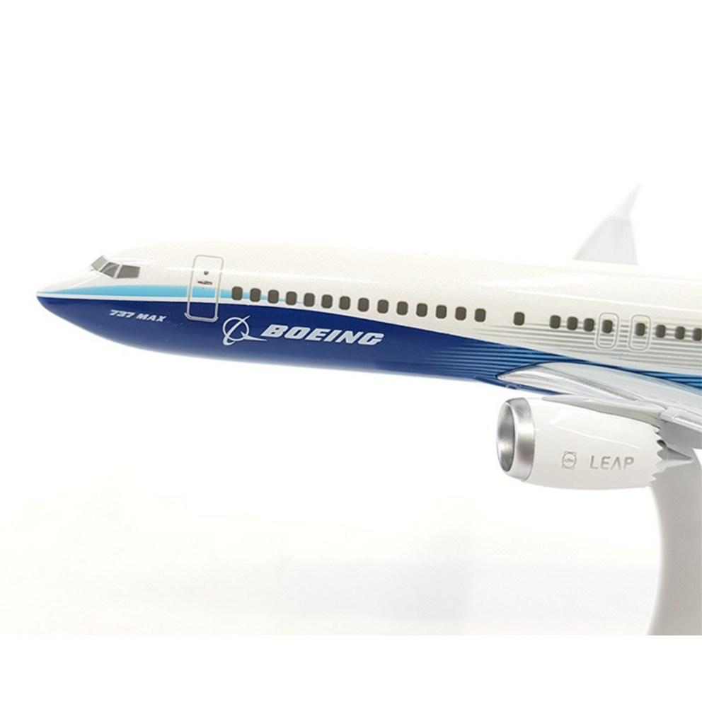 Hogan Wings 1/200 737 MAX 8 Airplane Model 911267