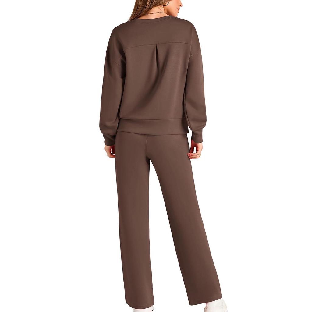 European-Americana Knit Women's Two-Piece: Long-Sleeve Top & Wide-Leg Pocketed Sweatpants