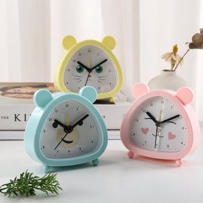 Cute Cartoon Quartz Clock Bear Alarm Clock Simple Children's Gift Bedside Clock