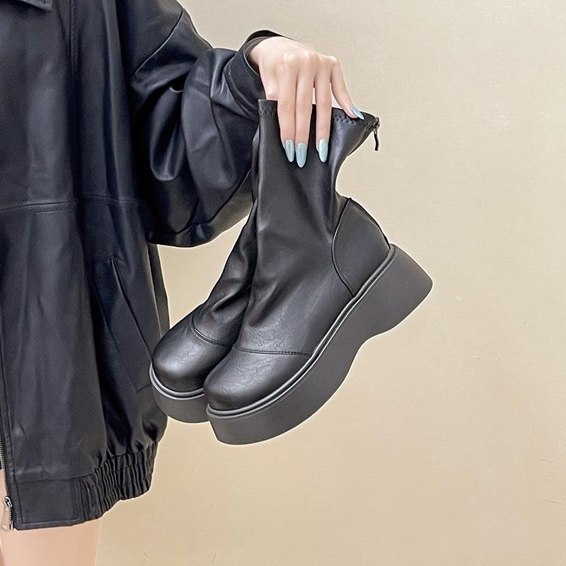 

Универсальные ретро кожаные ботинки на толстом каблуке на толстой подошве с увеличением роста и тонкие ботинки Мартин женские осенне-зимние модные маленькие модные ботинки 35