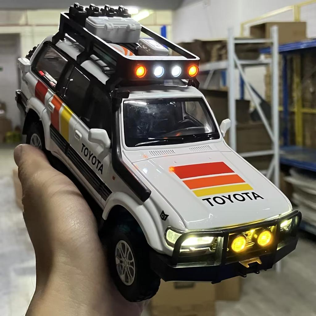 1:24 Toyota Land Cruiser LC80 FJ LC250 Tacoma Tundra Off Road SUV Alloy Metal Diecast Model Car Home Trendy Ornaments Collection