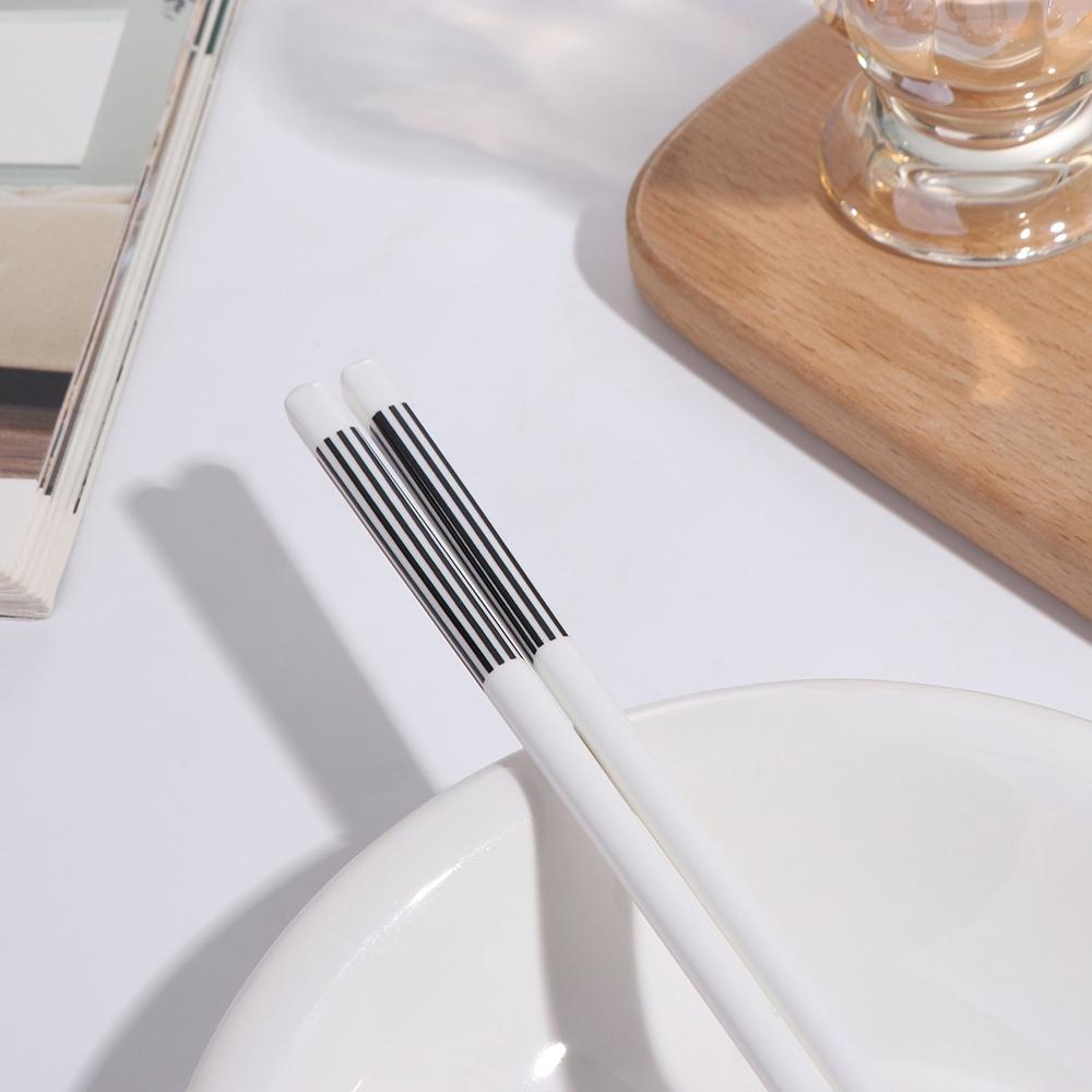24,5 cm Haushalt im japanischen Stil für Nudeln Knochenporzellan Rutschfestes Geschirr Lange Essstäbchen Küchenwerkzeug Sushi-Essstäbchen