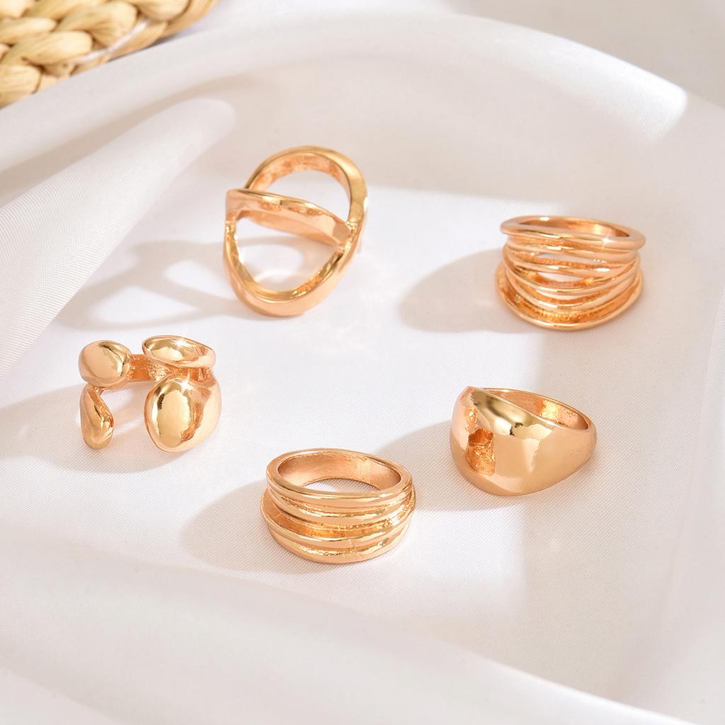 Simple multi-layer winding ring set, European and American cold style metal smooth surface retro knuckle plain ring jewelry
