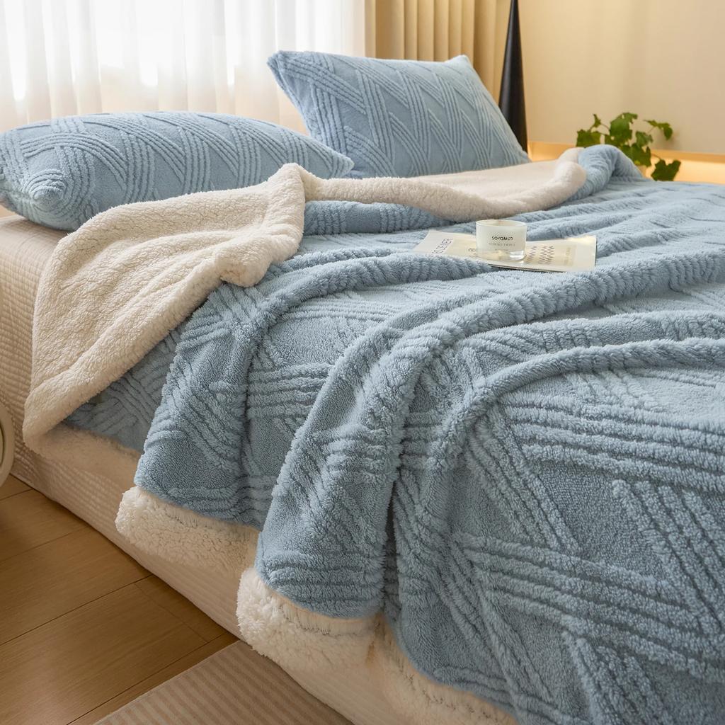 Thickened Double Layer Milk Velvet Lamb Velvet Blanket Office Nap Blanket Student Dormitory Shoulder Wrap Woolen Blanket