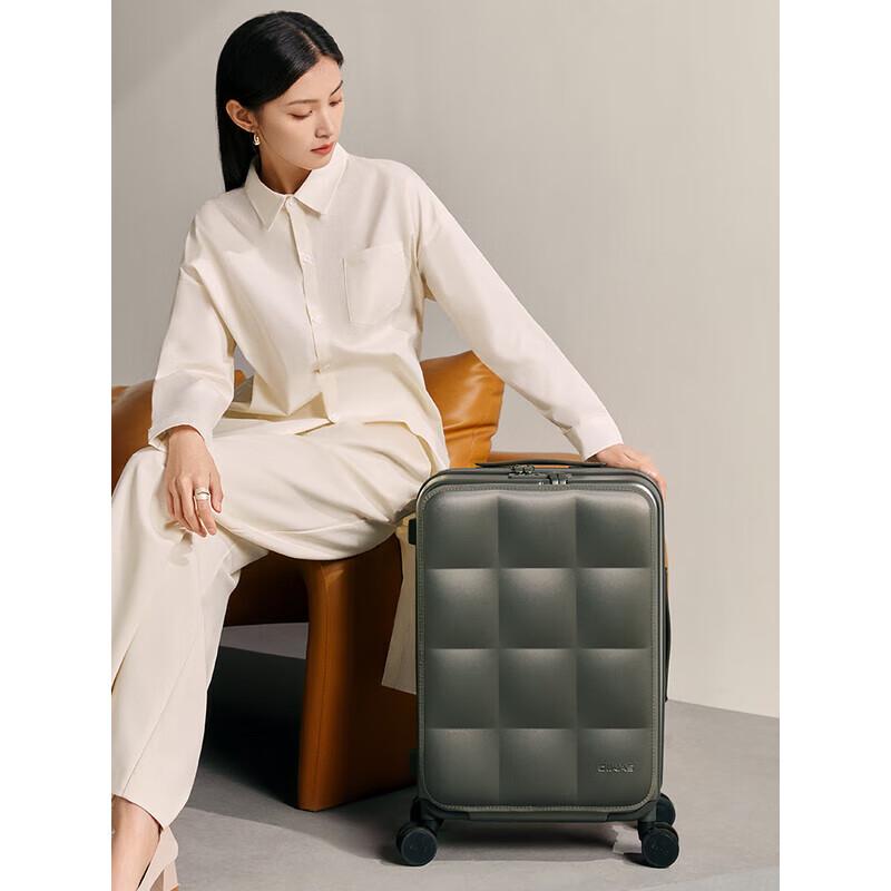 OIWAS Hug Box PC Front-Opening Carry-On Suitcase 20 inches